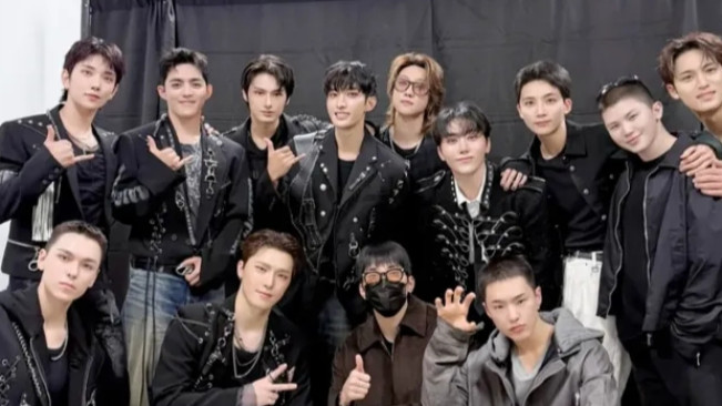 Grup K-Pop SEVENTEEN segera keluarkan serial dokumenter baru berjudul Our Chapter. [Instagram]